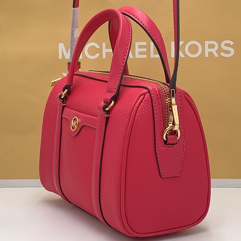 Michael Kors Travel Small Duffle Leather Crossbody Satchel Electric Pink NWT - Picture 5 of 15